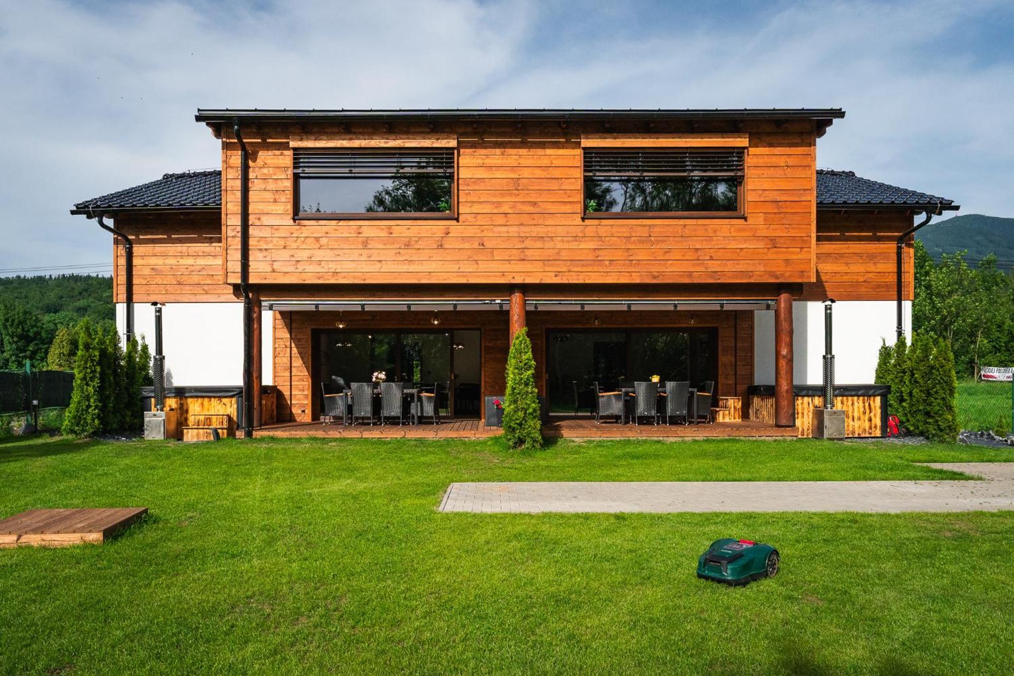 Luxapart Golf Остравице Екстериор снимка
